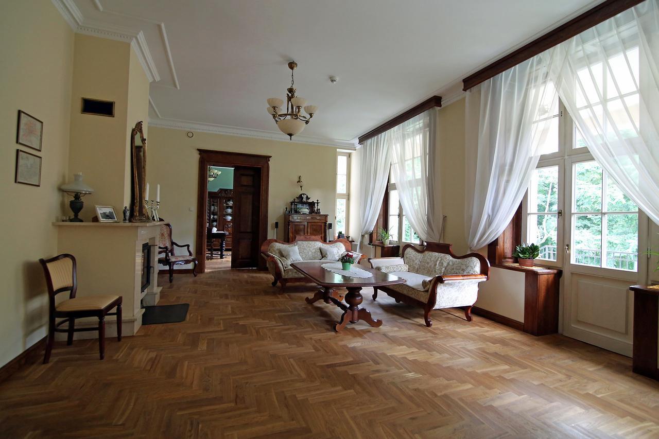 Bed and Breakfast Dwór Bieland Elbląg Exterior foto