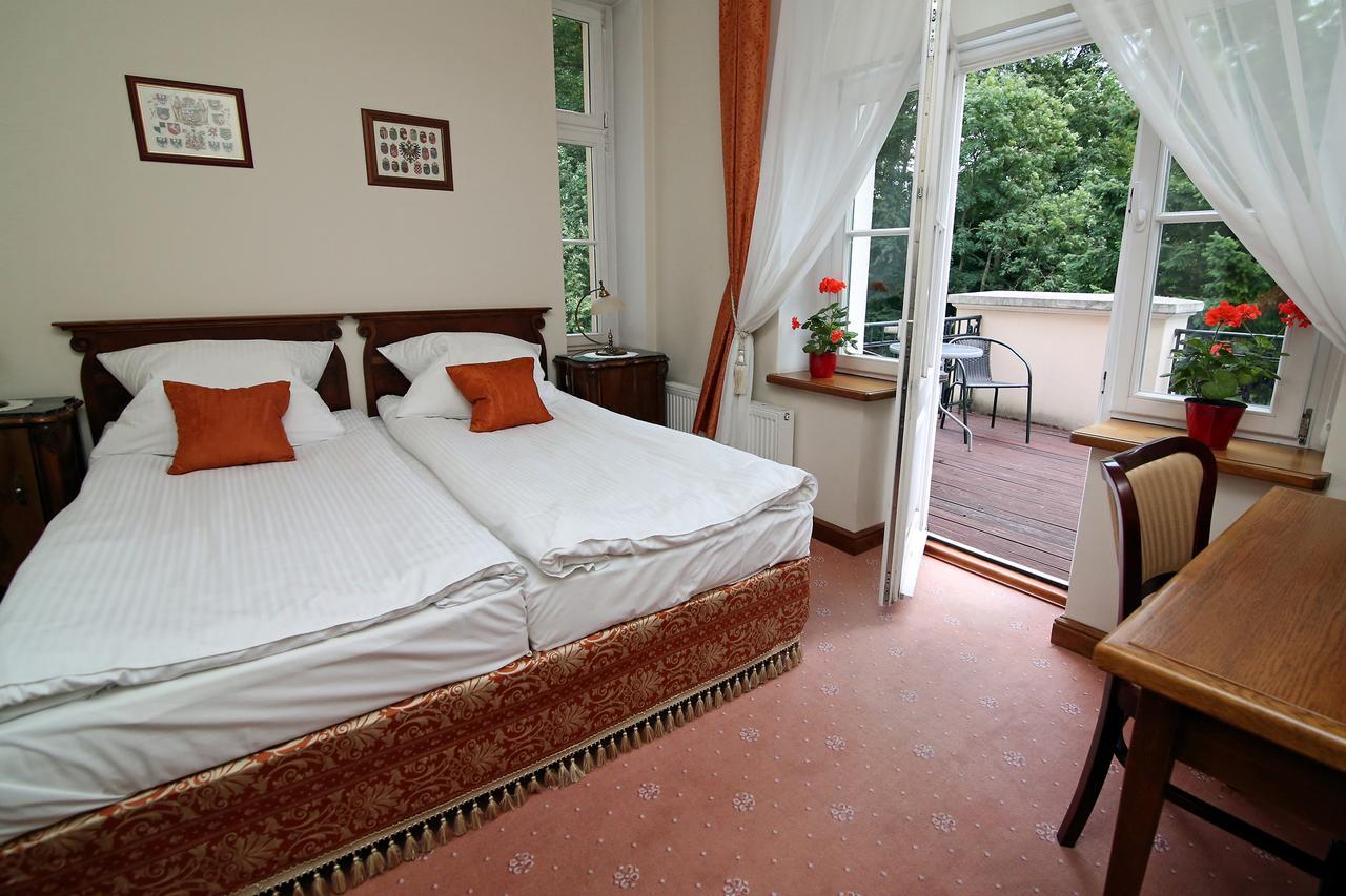 Bed and Breakfast Dwór Bieland Elbląg Exterior foto