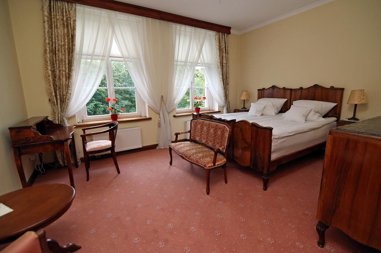 Bed and Breakfast Dwór Bieland Elbląg Exterior foto