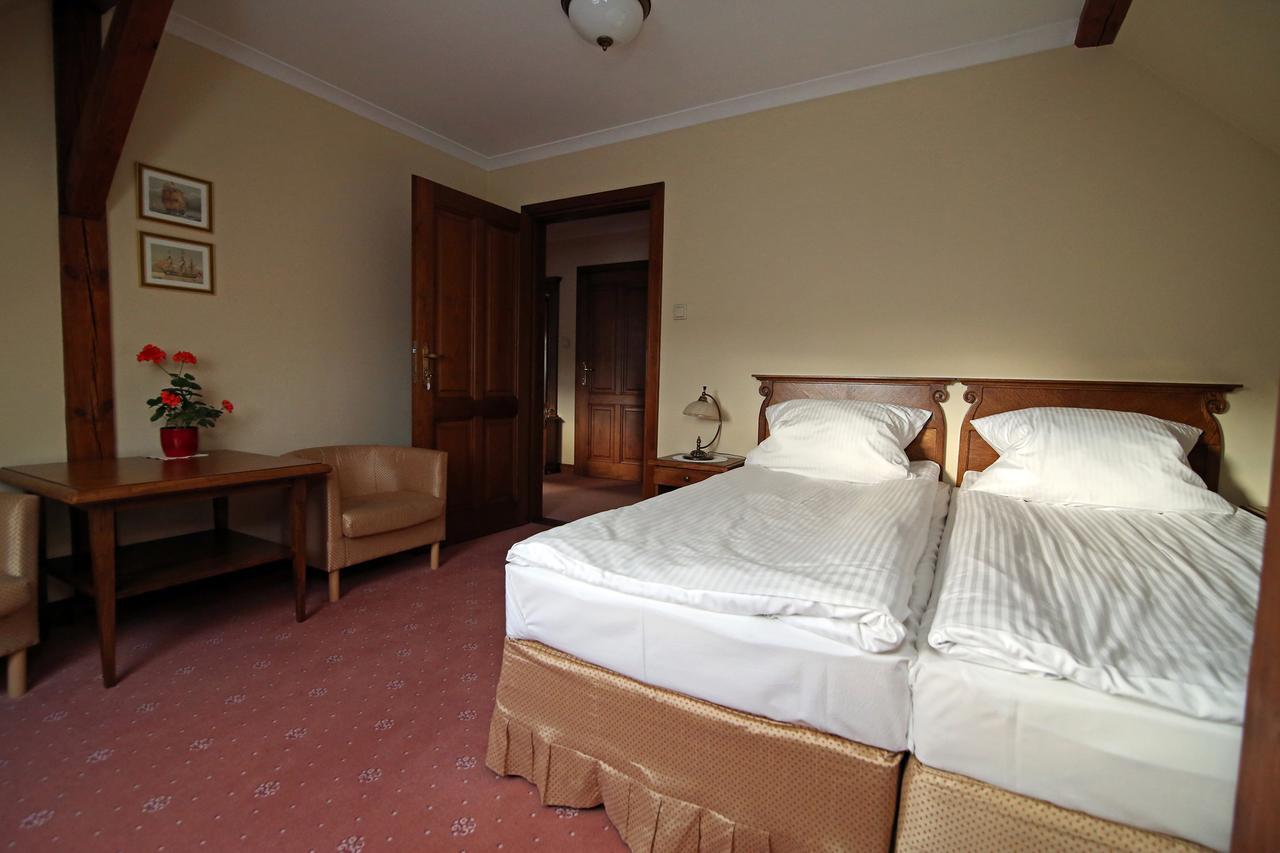 Bed and Breakfast Dwór Bieland Elbląg Exterior foto