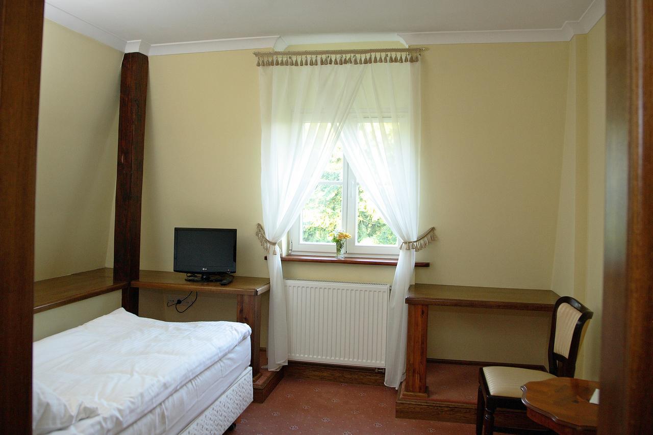 Bed and Breakfast Dwór Bieland Elbląg Exterior foto