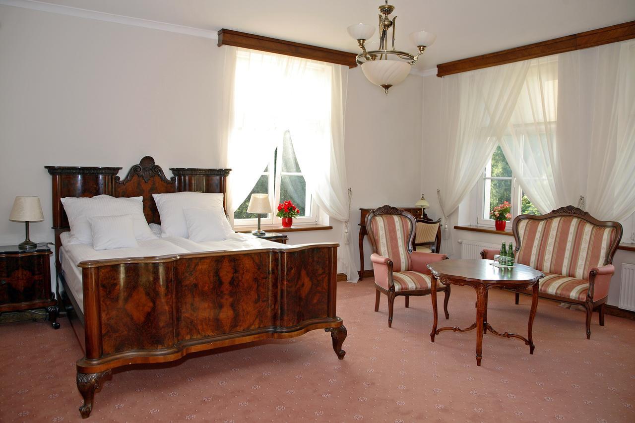 Bed and Breakfast Dwór Bieland Elbląg Exterior foto