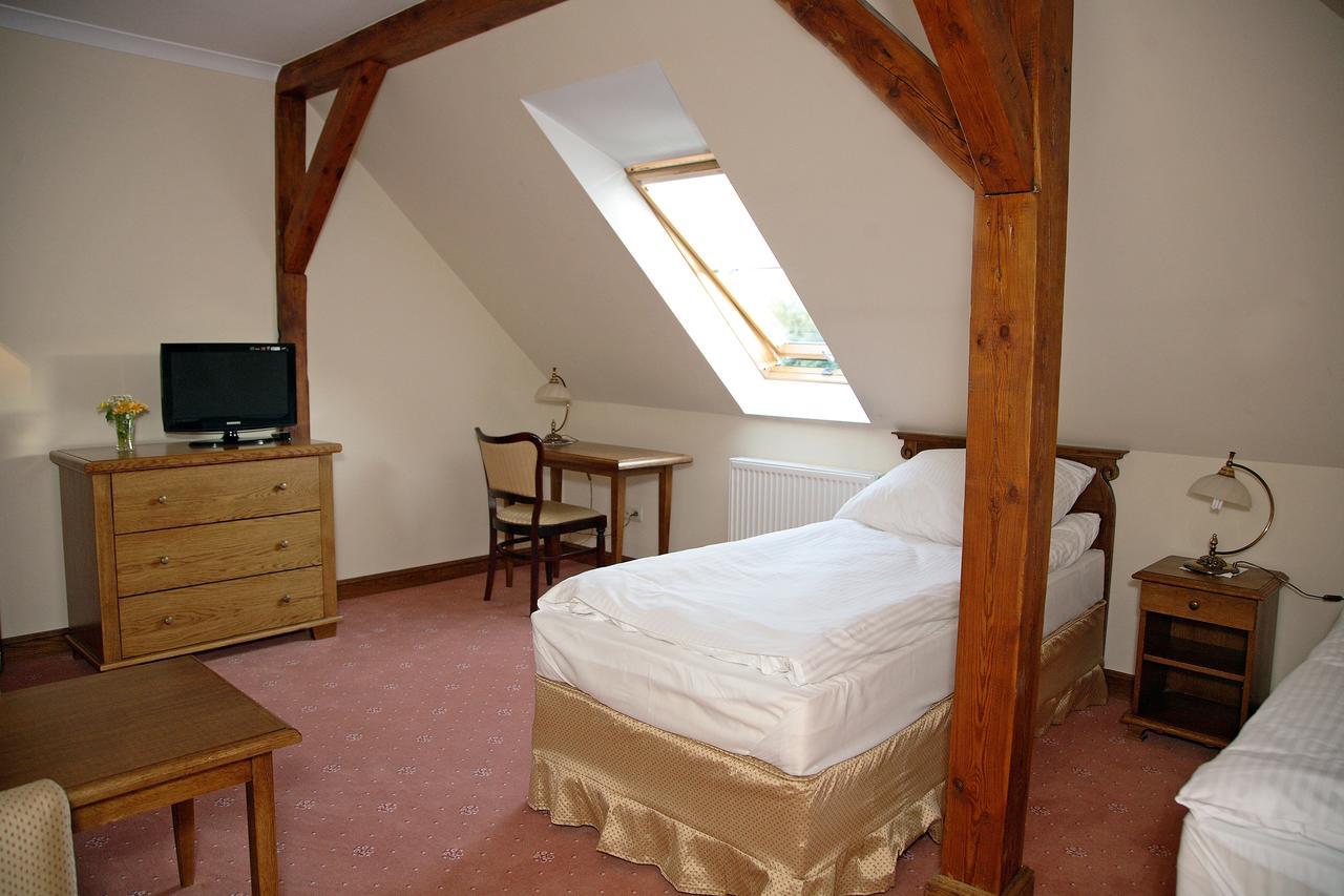 Bed and Breakfast Dwór Bieland Elbląg Exterior foto